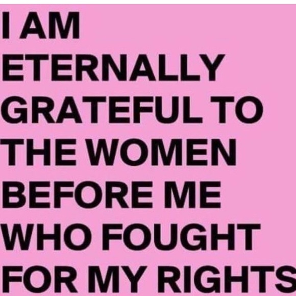 Welcome to My Closet - Picture 16 of 16